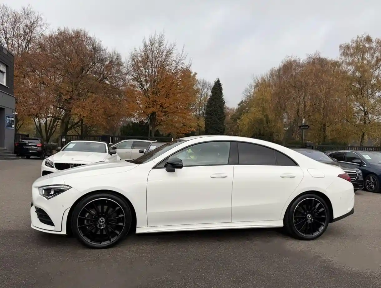 Mercedes-Benz CLA 200