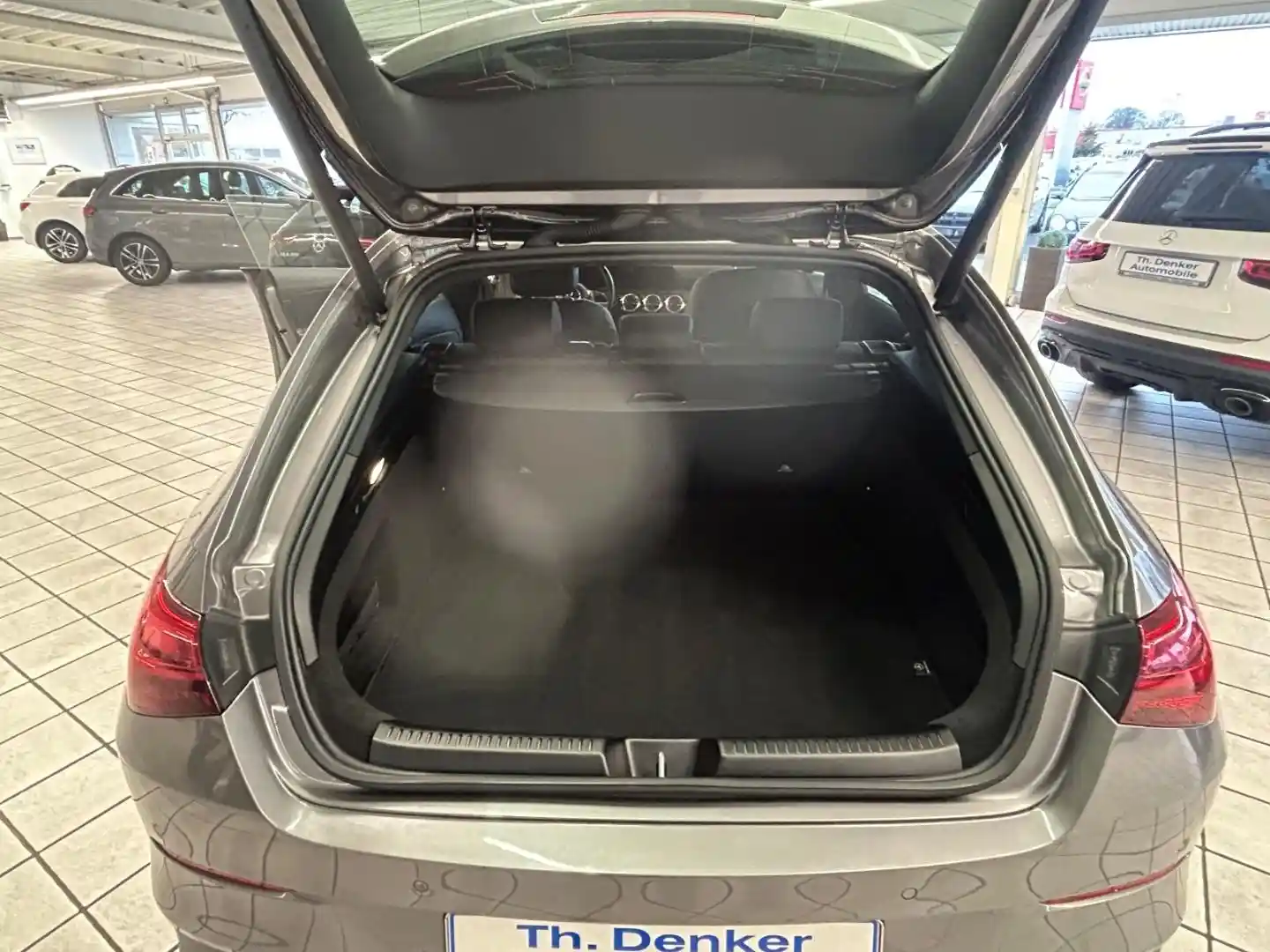 Mercedes-Benz CLA 180 Shooting Brake