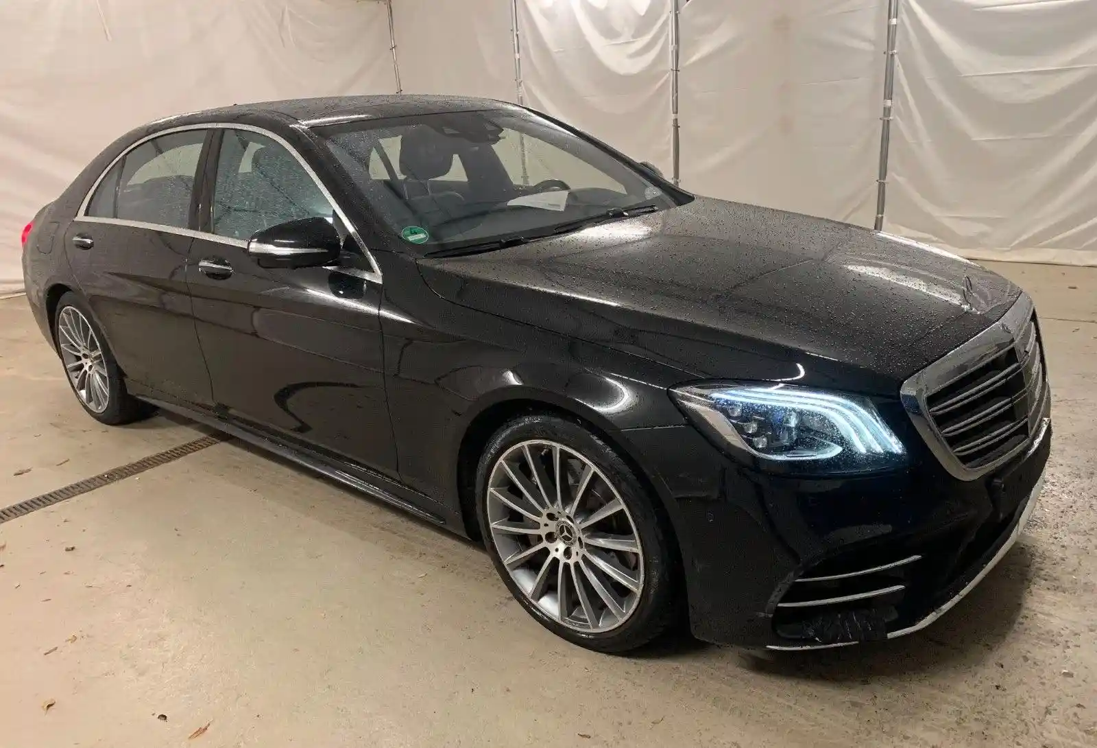 Mercedes-Benz S 560