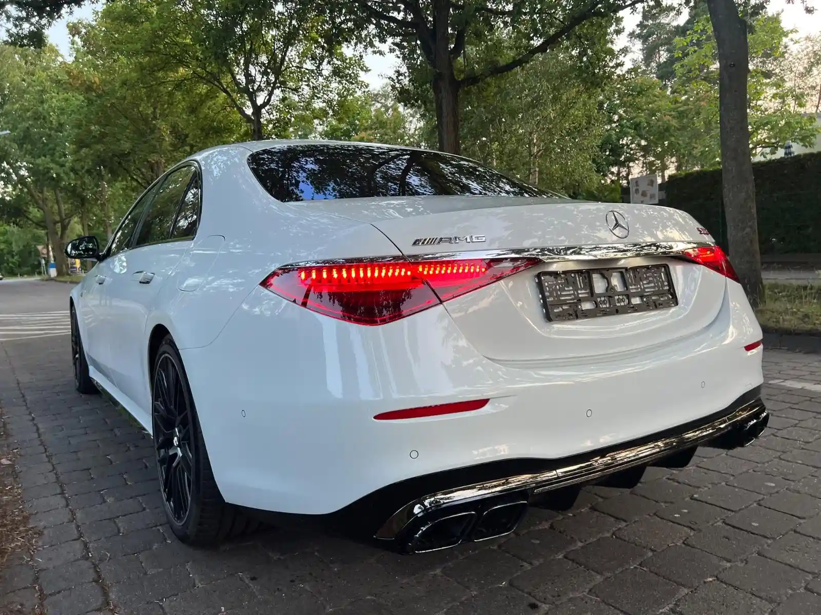 Mercedes-Benz S 63 AMG