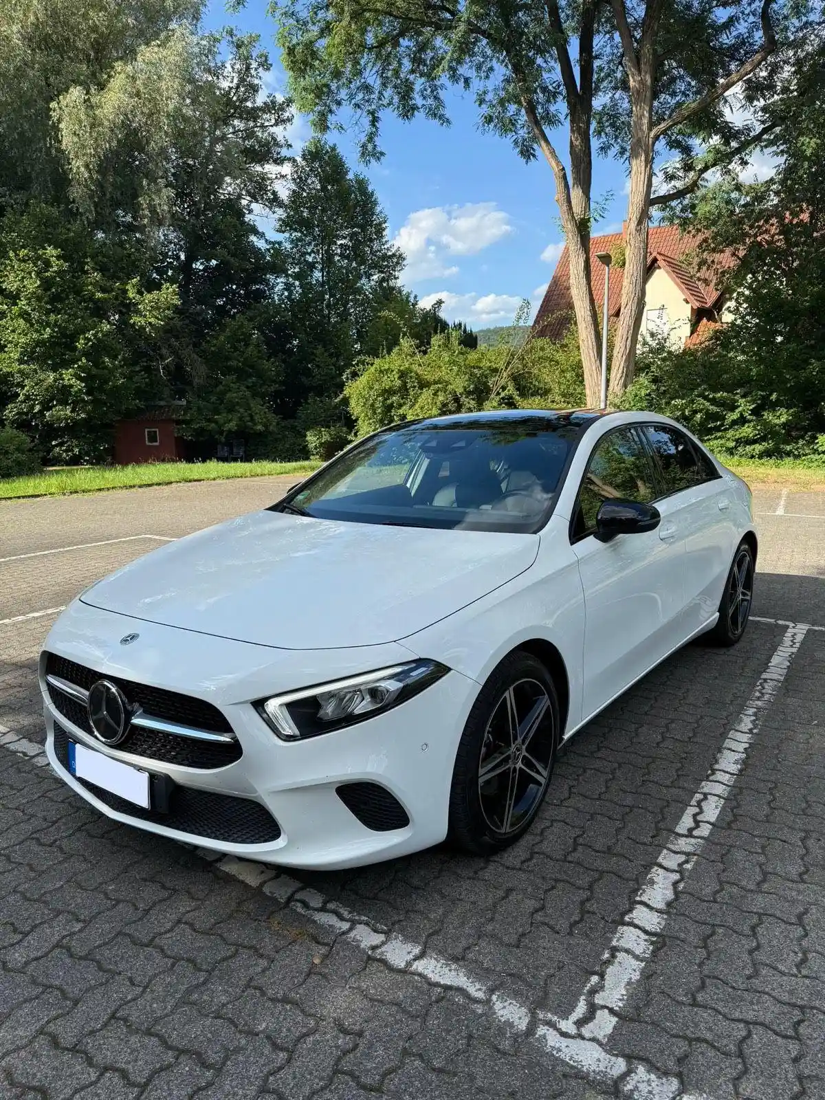 Mercedes-Benz A 200