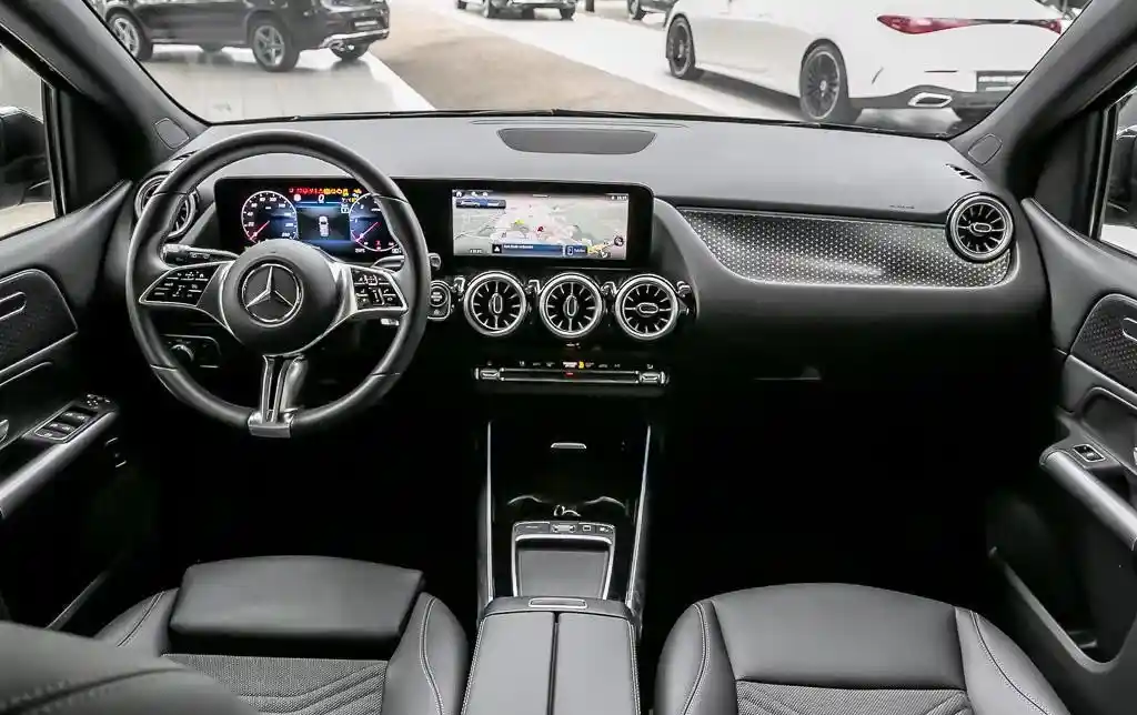 Mercedes-Benz B 200