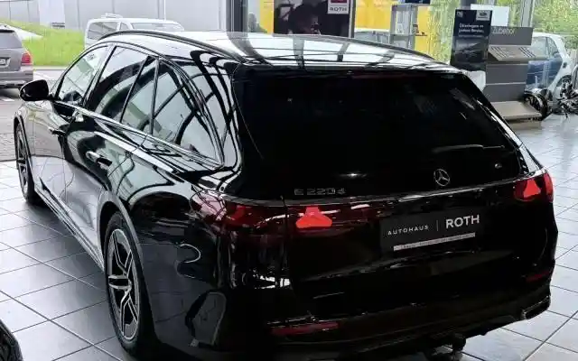 Mercedes-Benz E 220