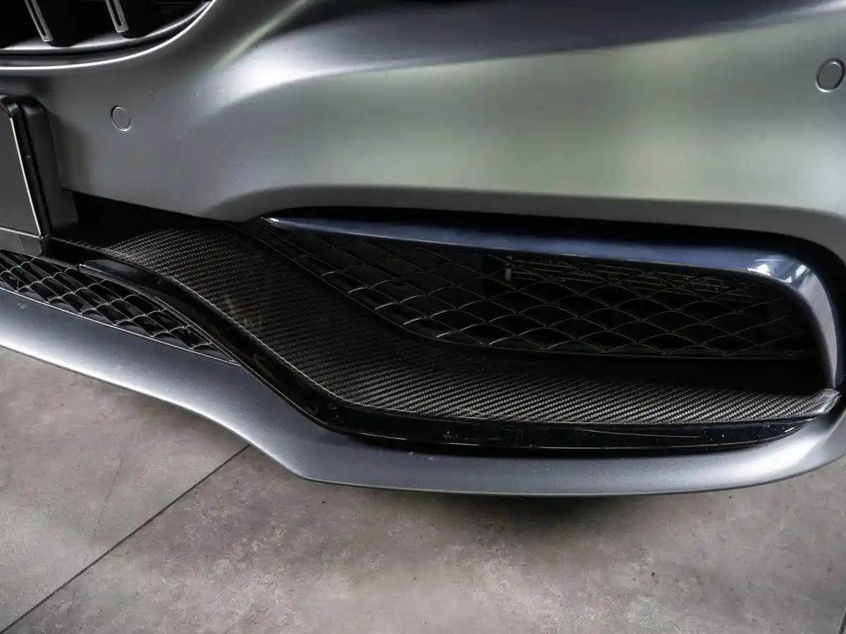 Mercedes-Benz C 63 AMG