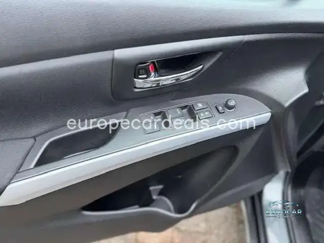 Suzuki (SX4) S-Cross