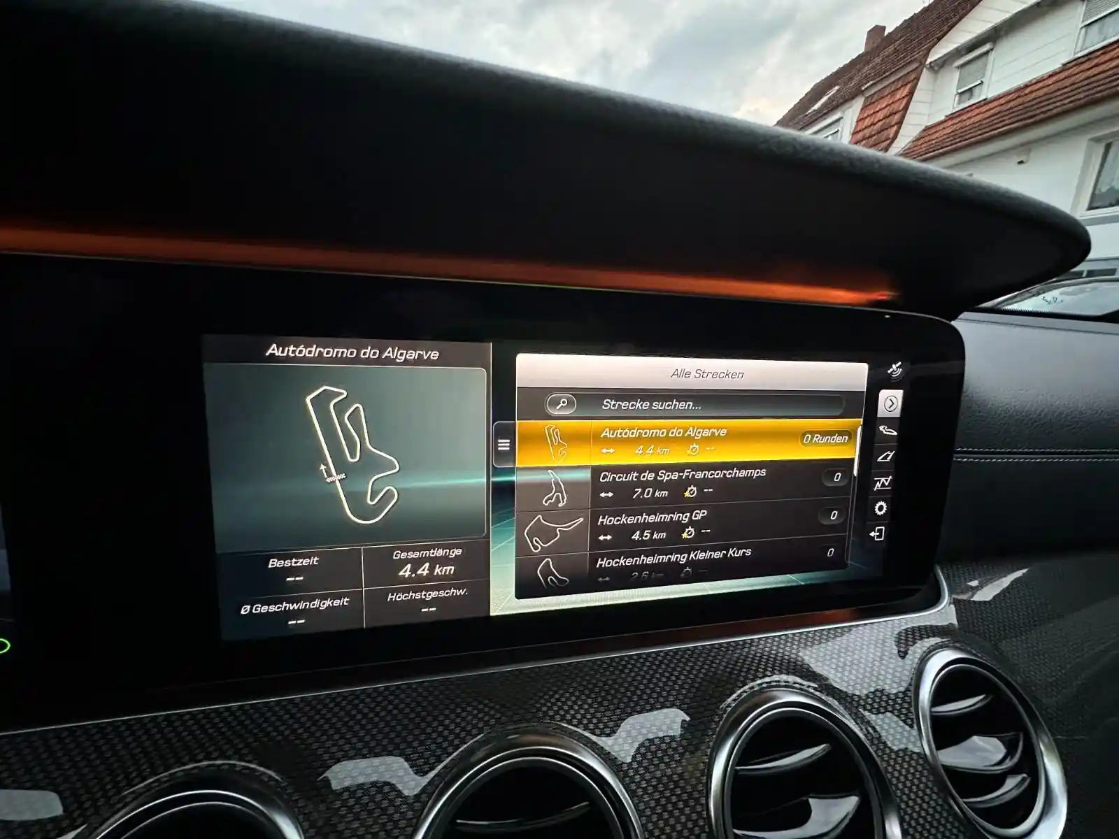 Mercedes-Benz E 63 AMG