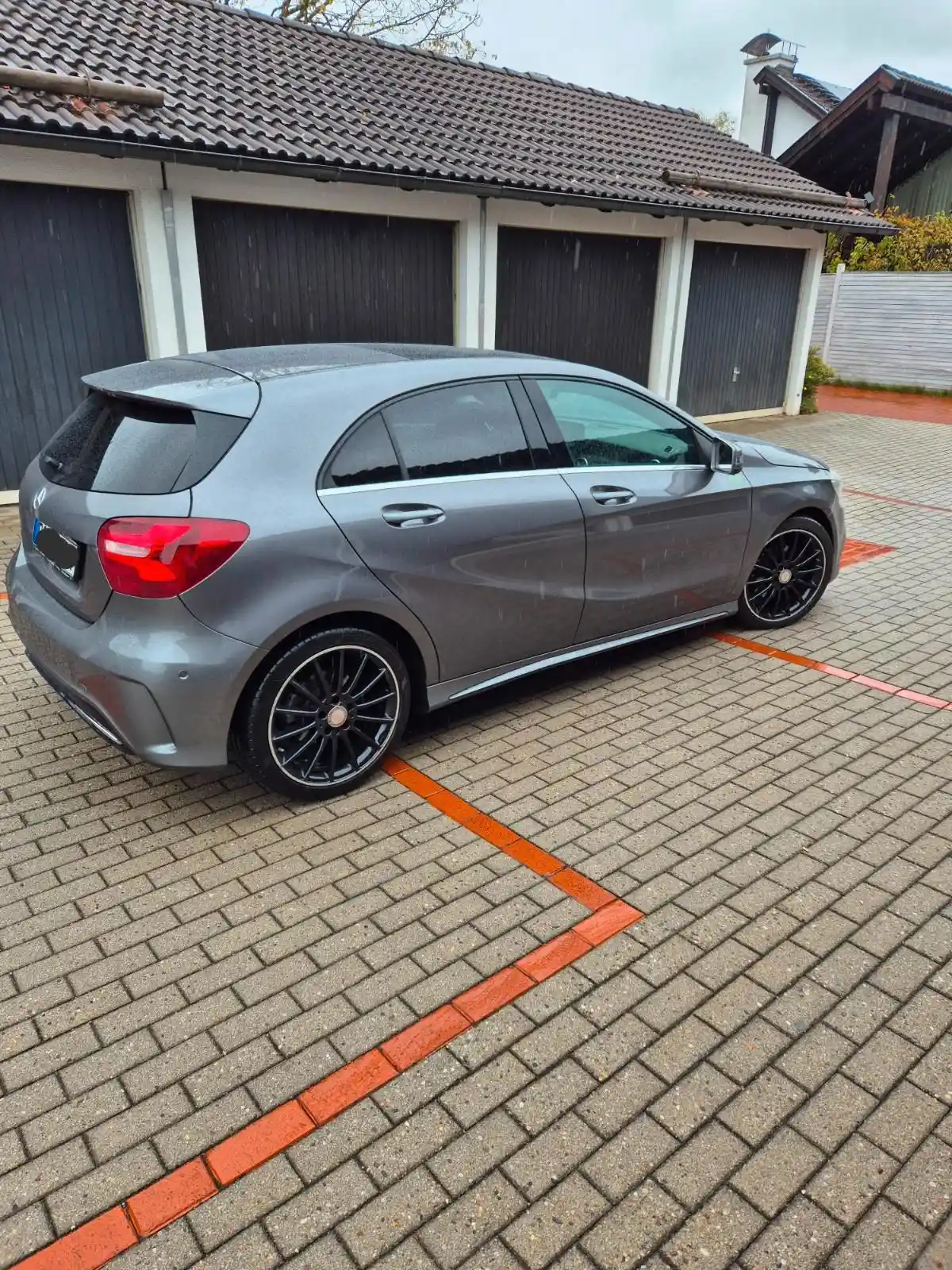 Mercedes-Benz A 200