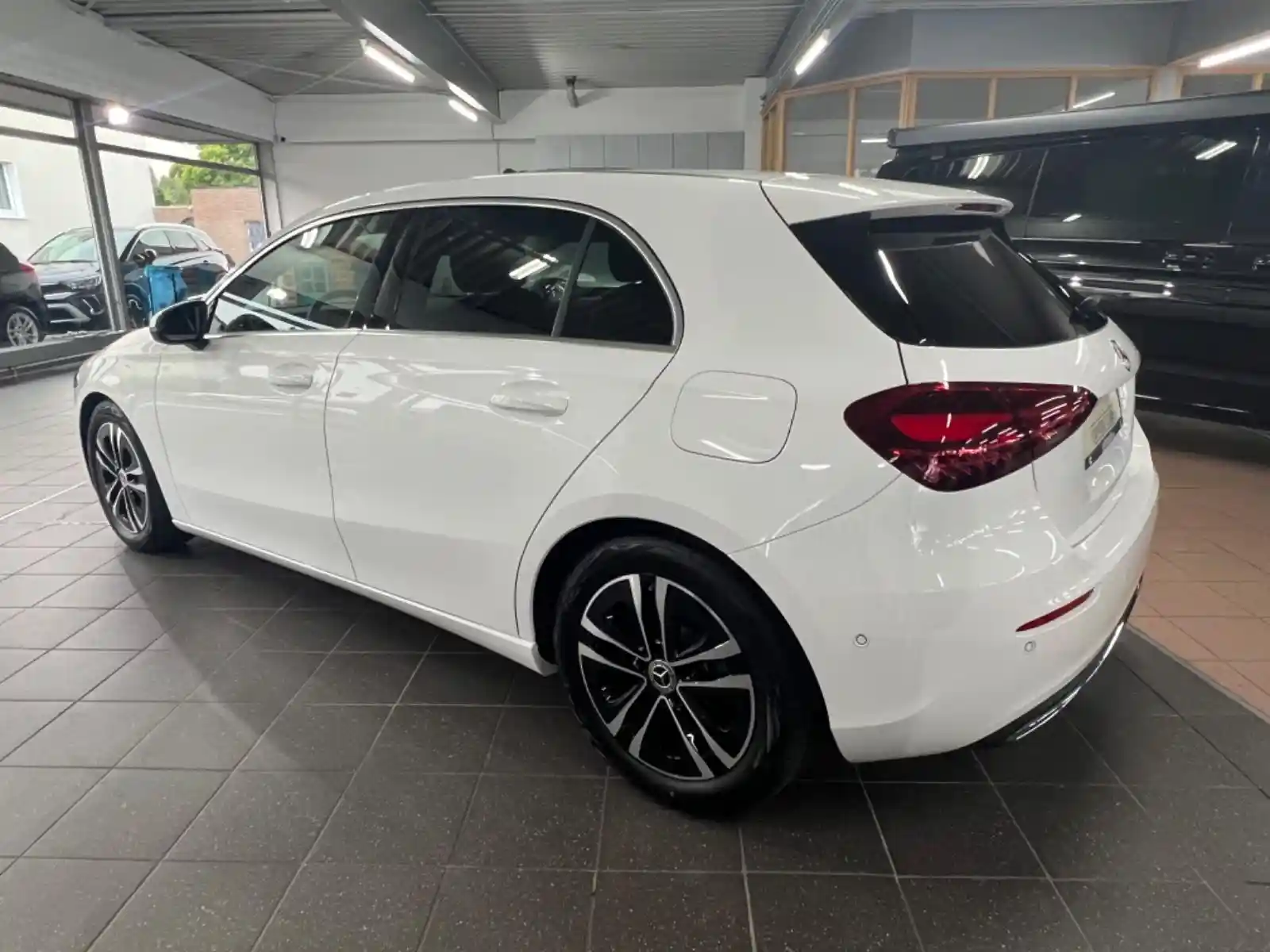 Mercedes-Benz A 180