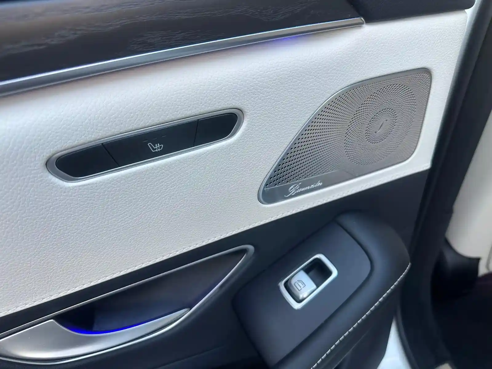 Mercedes-Benz S 560