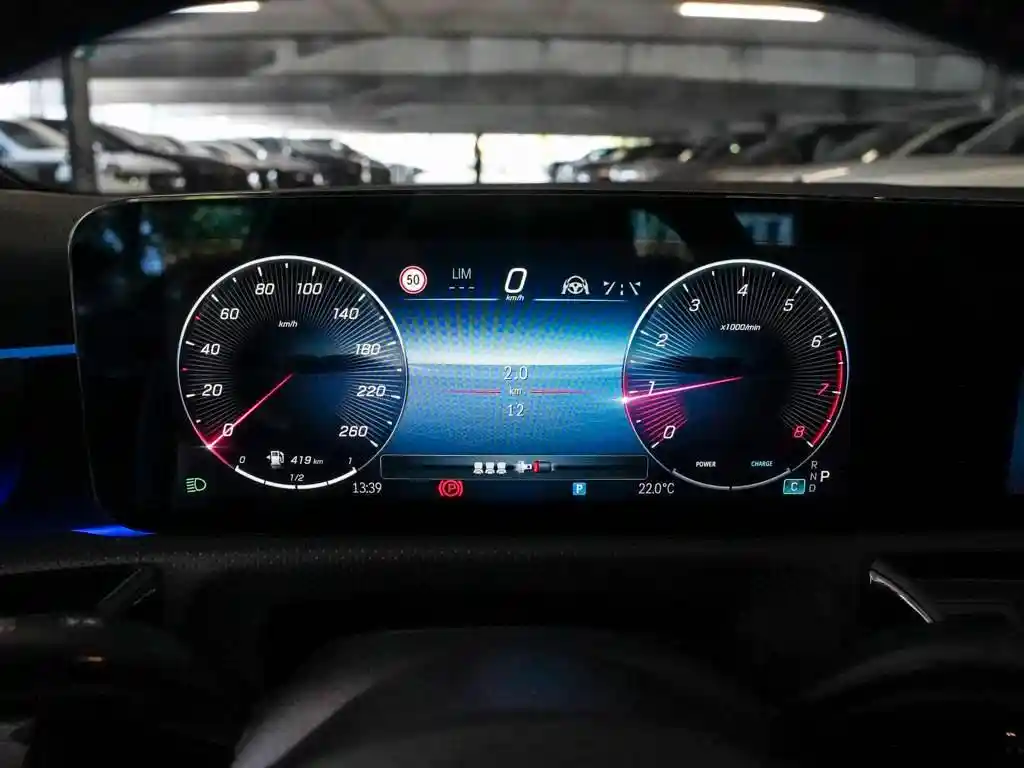 Mercedes-Benz A 200