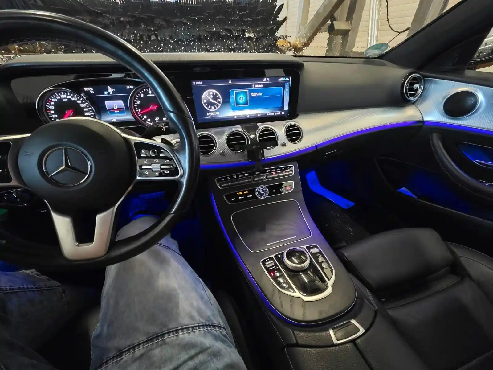 Mercedes-Benz E 200