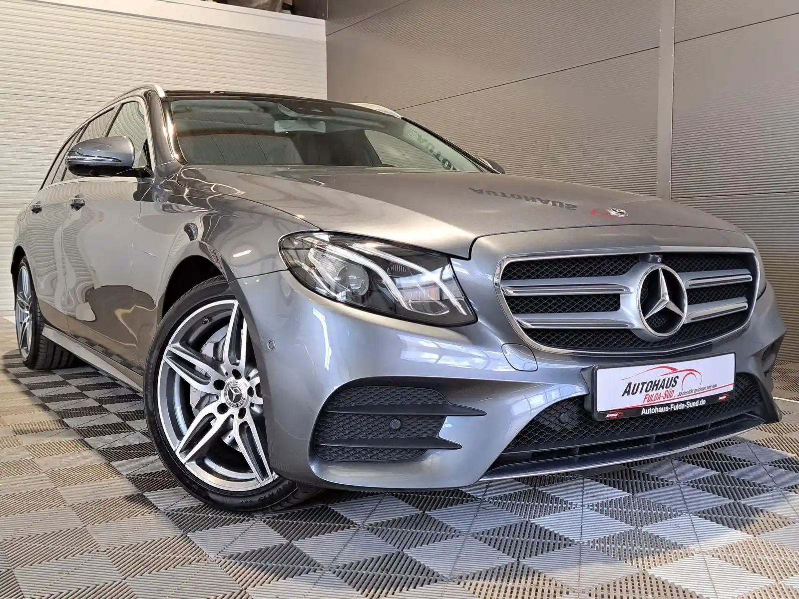 Mercedes-Benz E 400