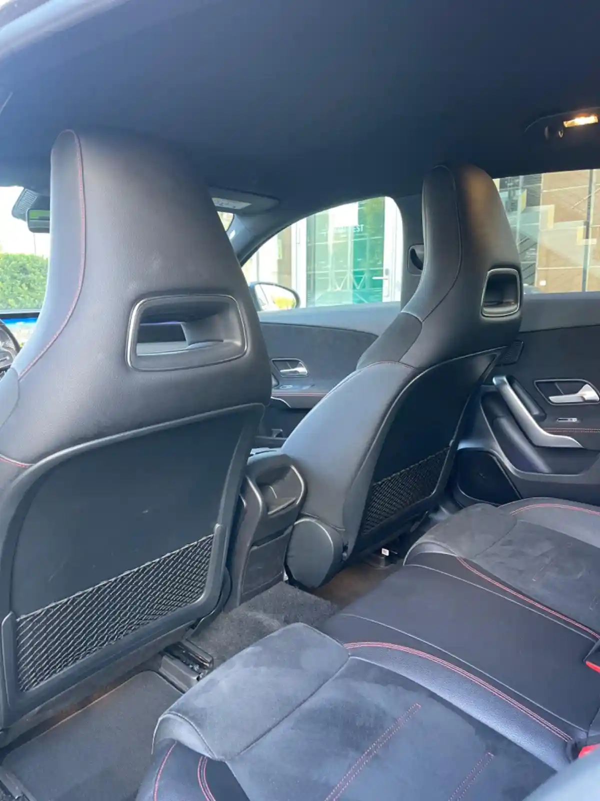 Mercedes-Benz A 220