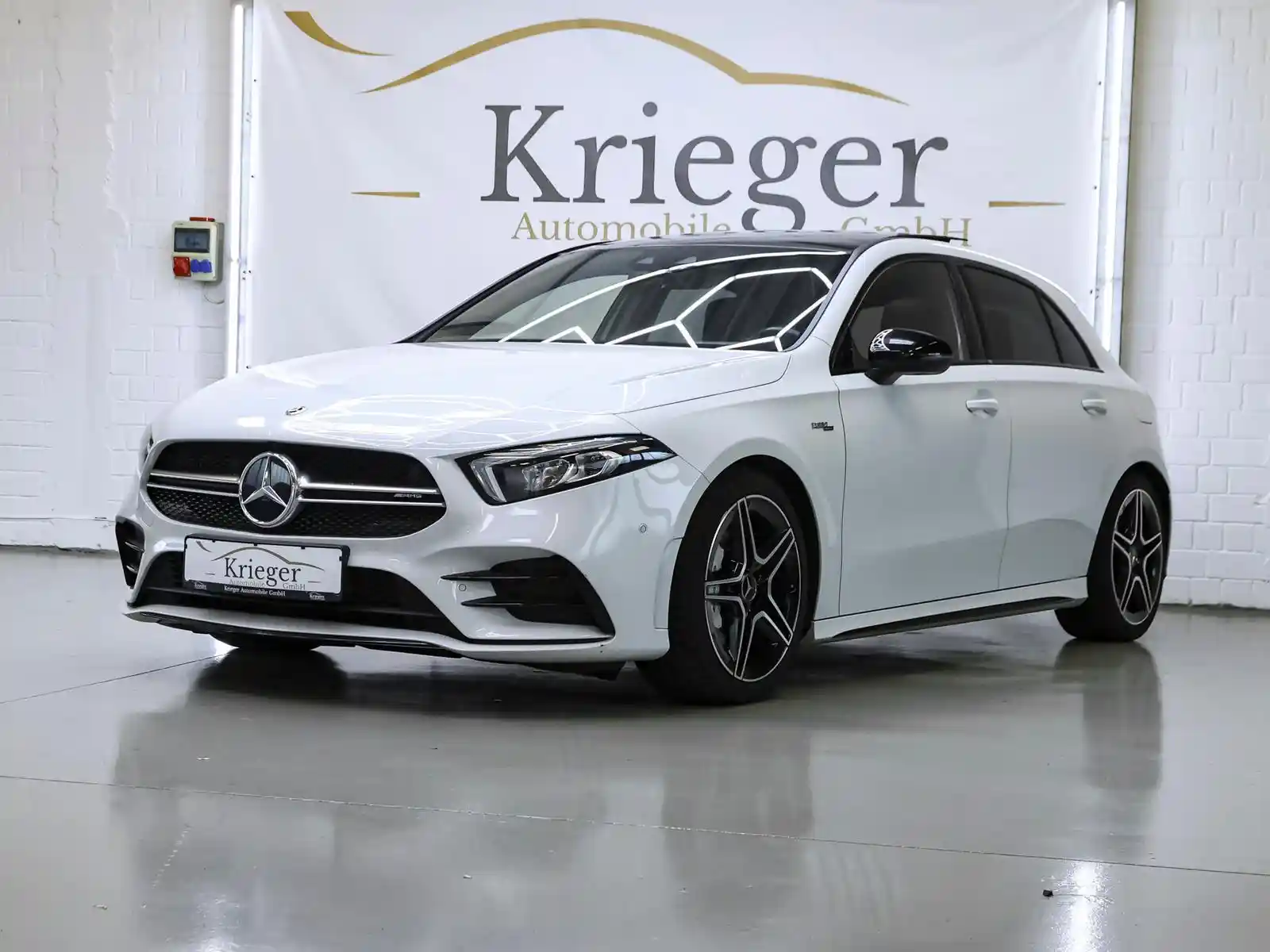 Mercedes-Benz A 35 AMG