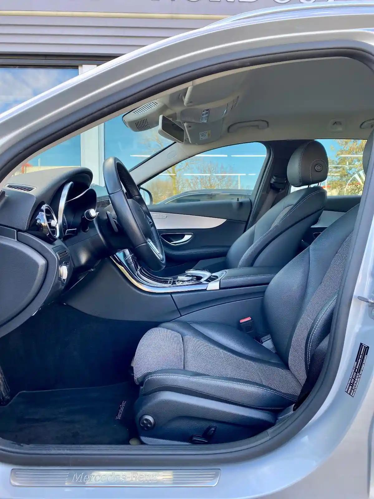 Mercedes-Benz C 200