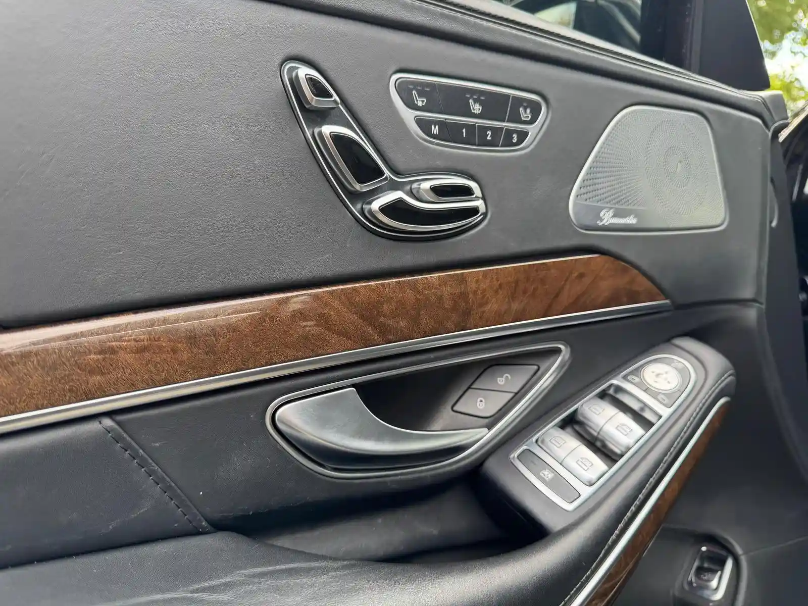 Mercedes-Benz S 600