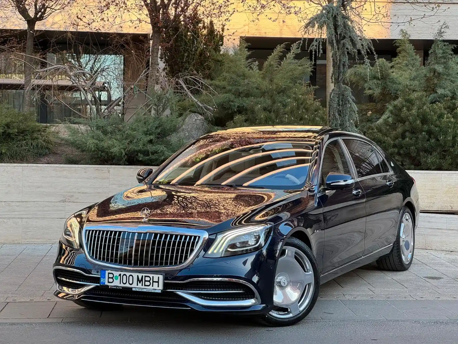 Mercedes-Benz S 560