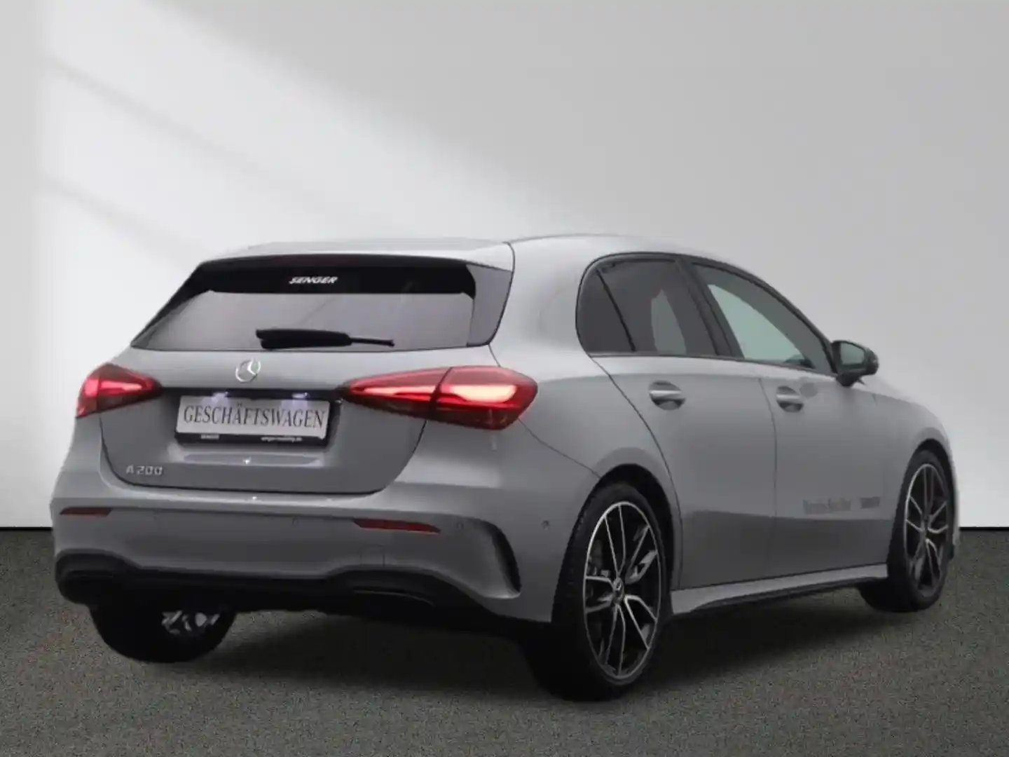 Mercedes-Benz A 200