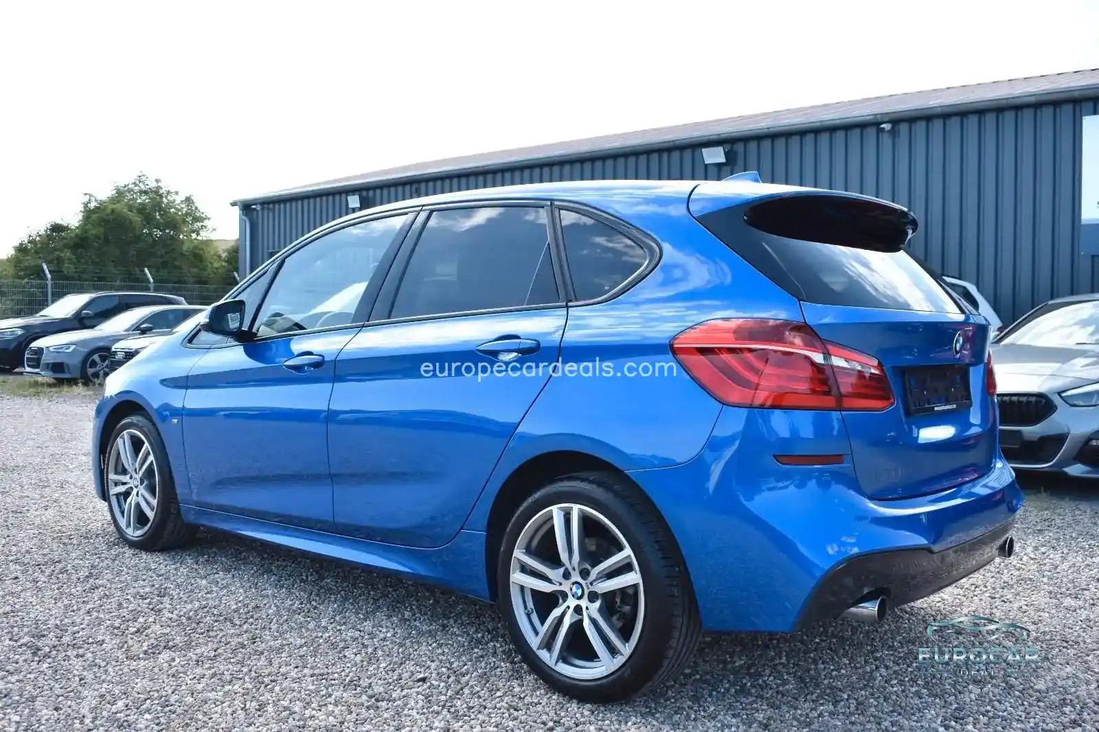 BMW 220
