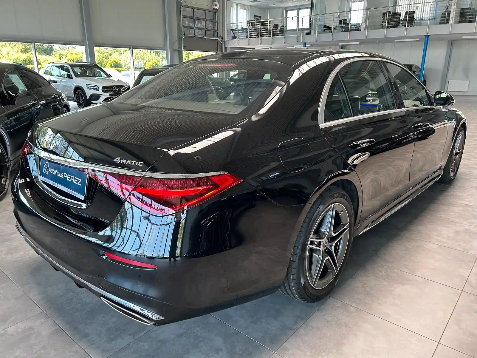 Mercedes-Benz S 500