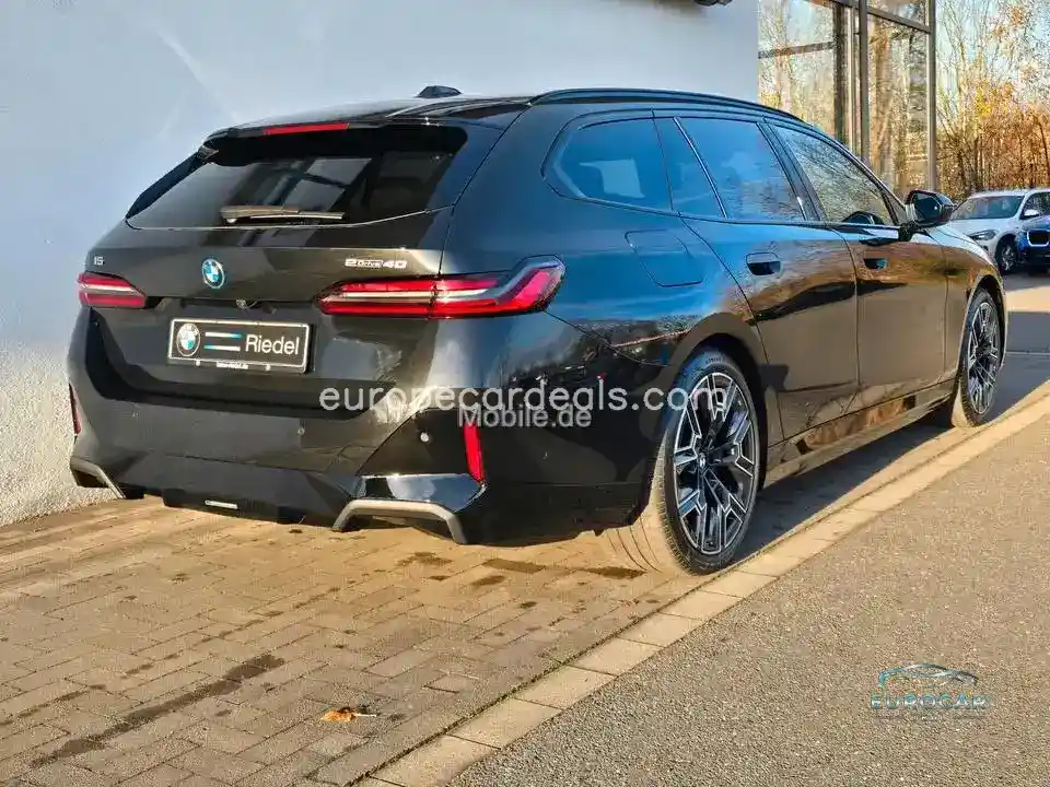 BMW i5