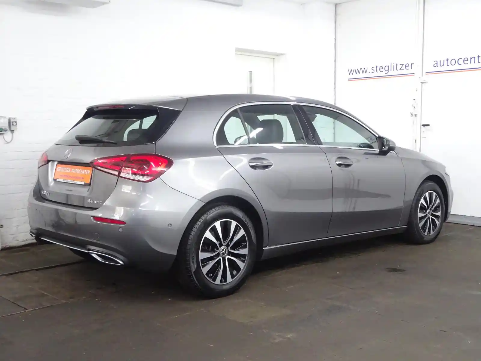 Mercedes-Benz A 200