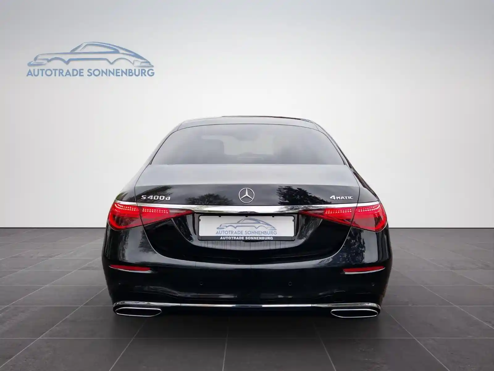 Mercedes-Benz S 400