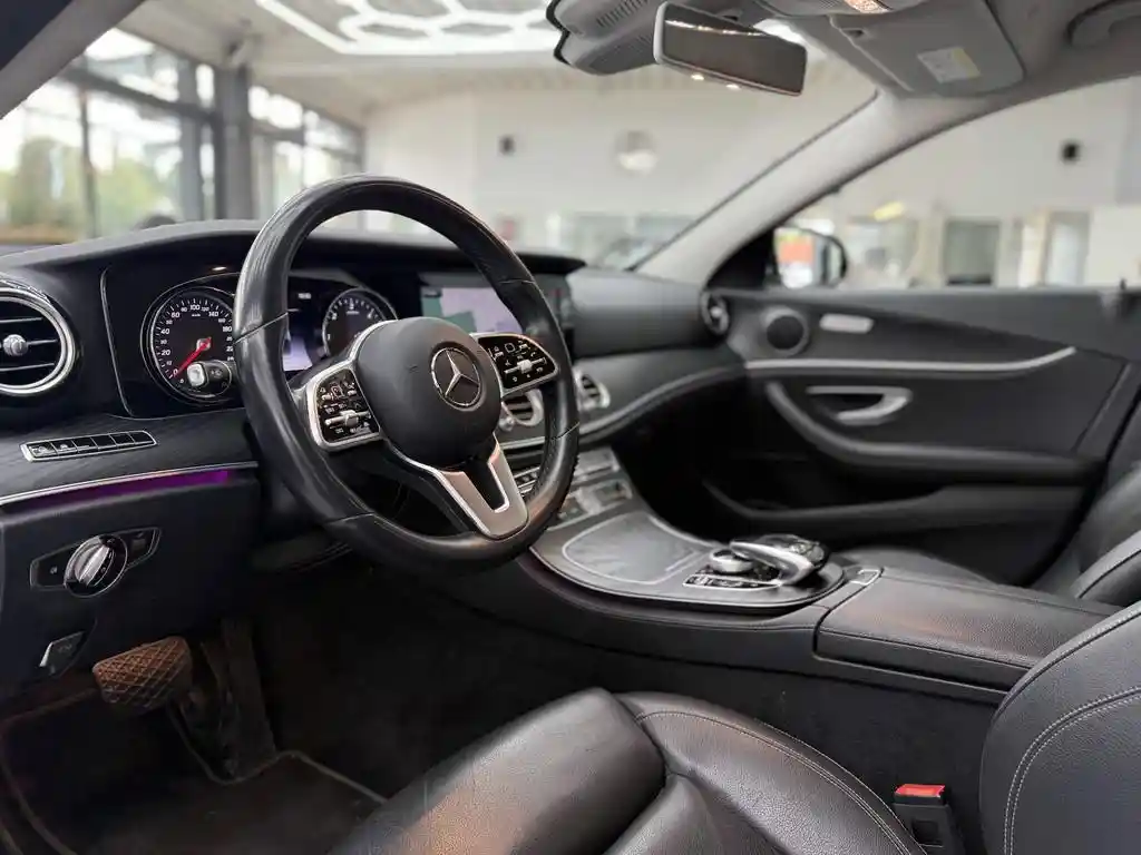 Mercedes-Benz E 350