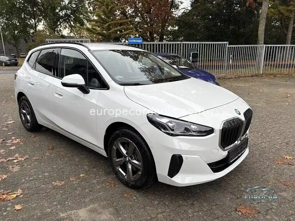 BMW 218