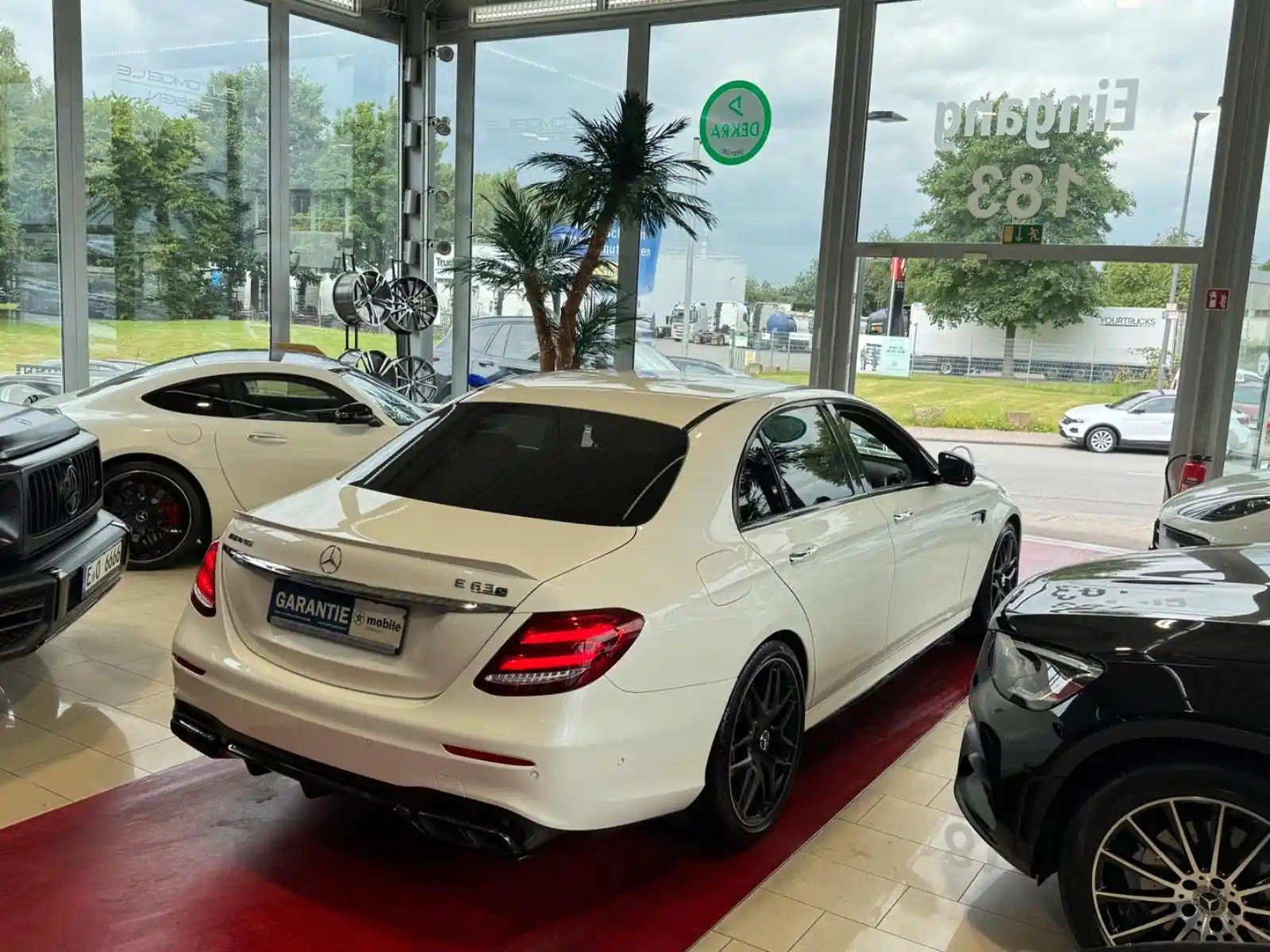 Mercedes-Benz E 63 AMG