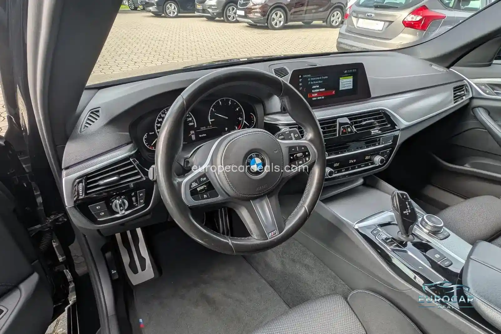BMW 530