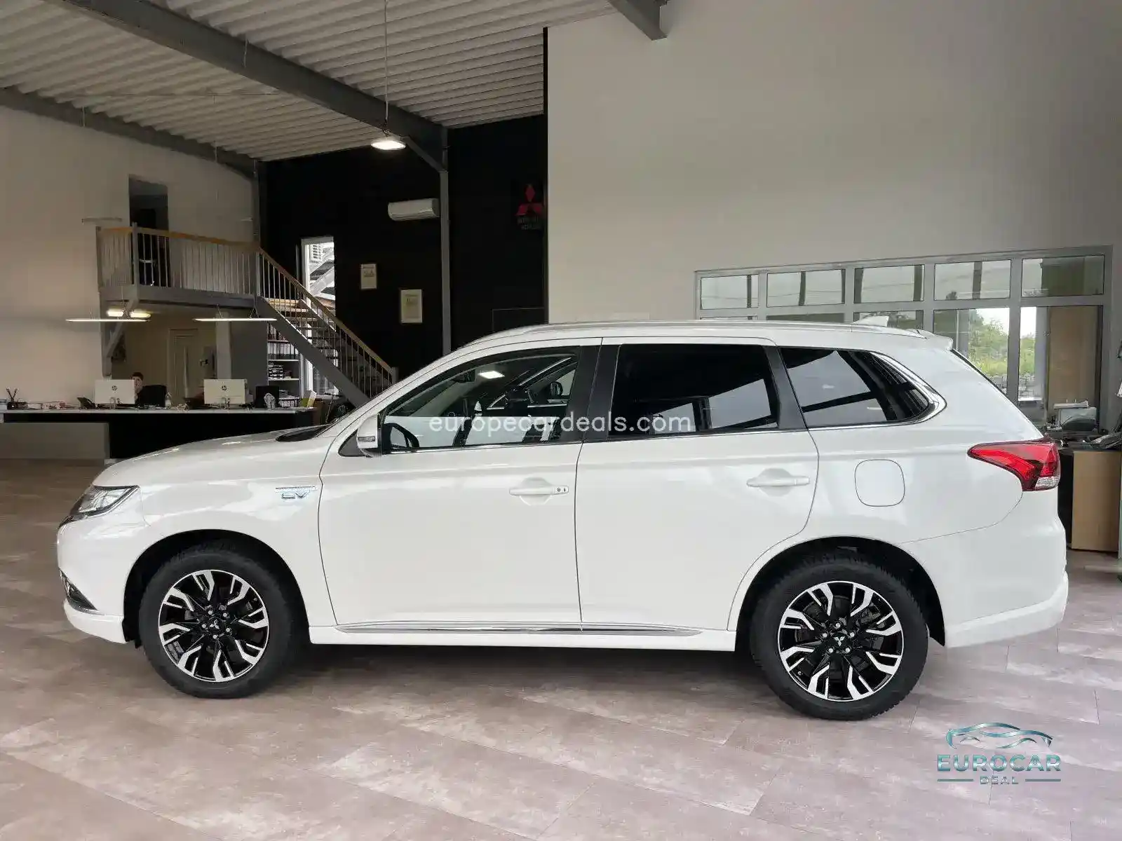 Mitsubishi Plug-in Hybrid Outlander