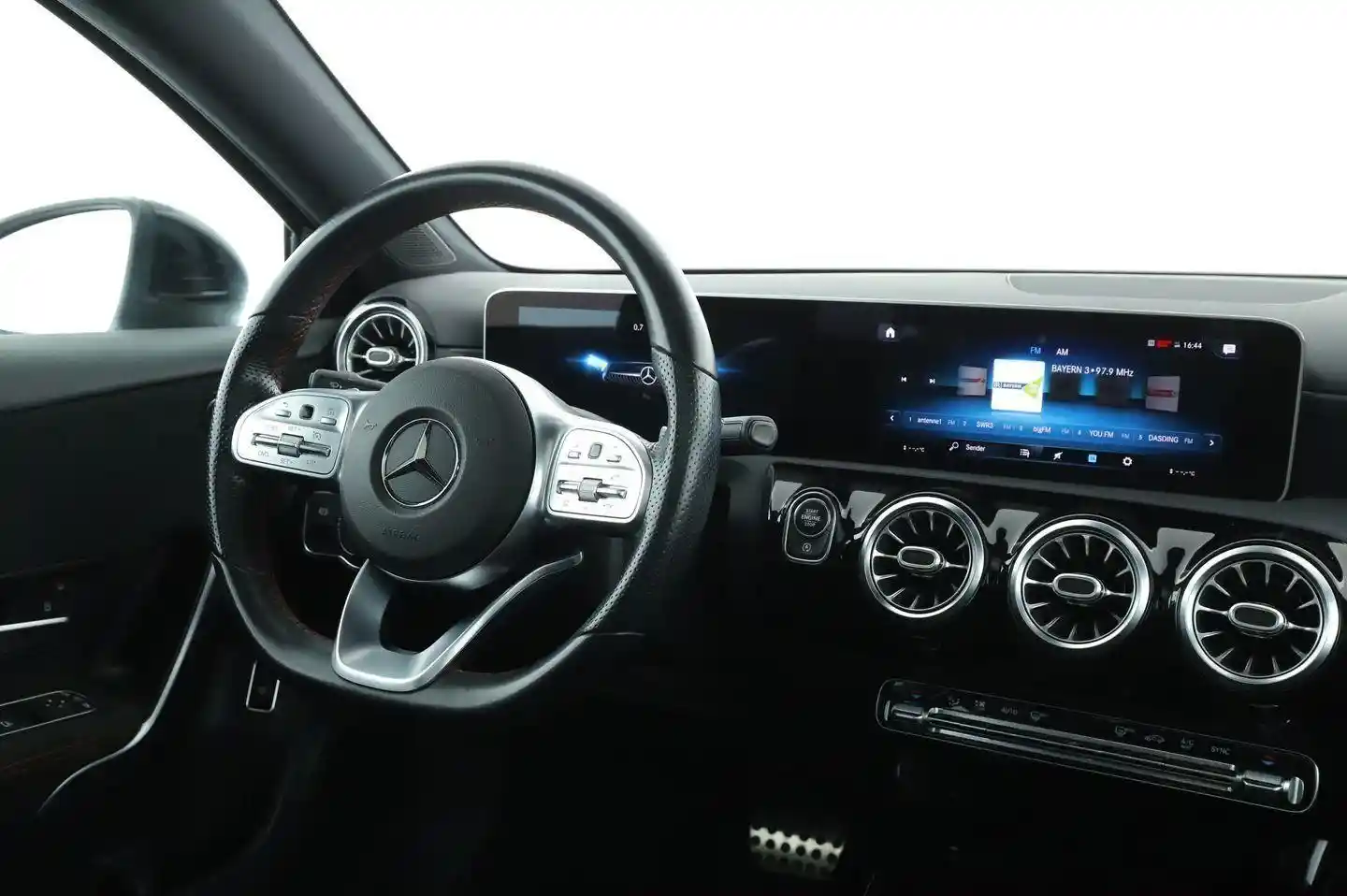 Mercedes-Benz A 220