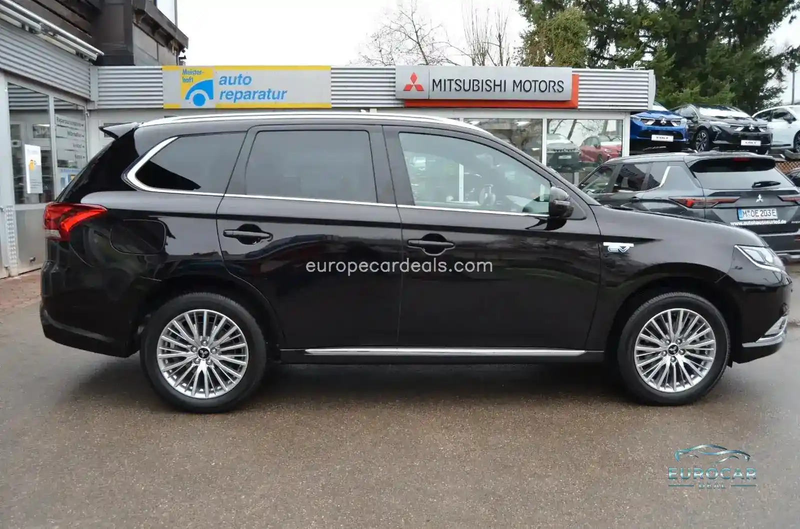 Mitsubishi Plug-in Hybrid Outlander