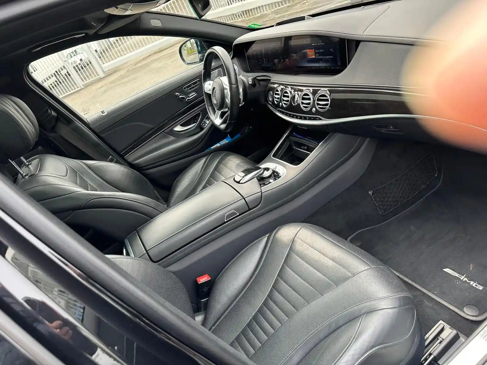 Mercedes-Benz S 500