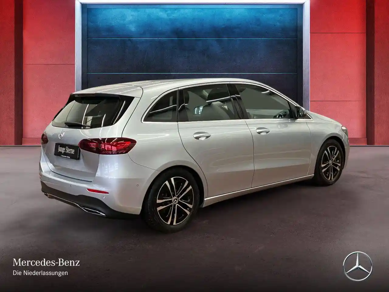 Mercedes-Benz B 200