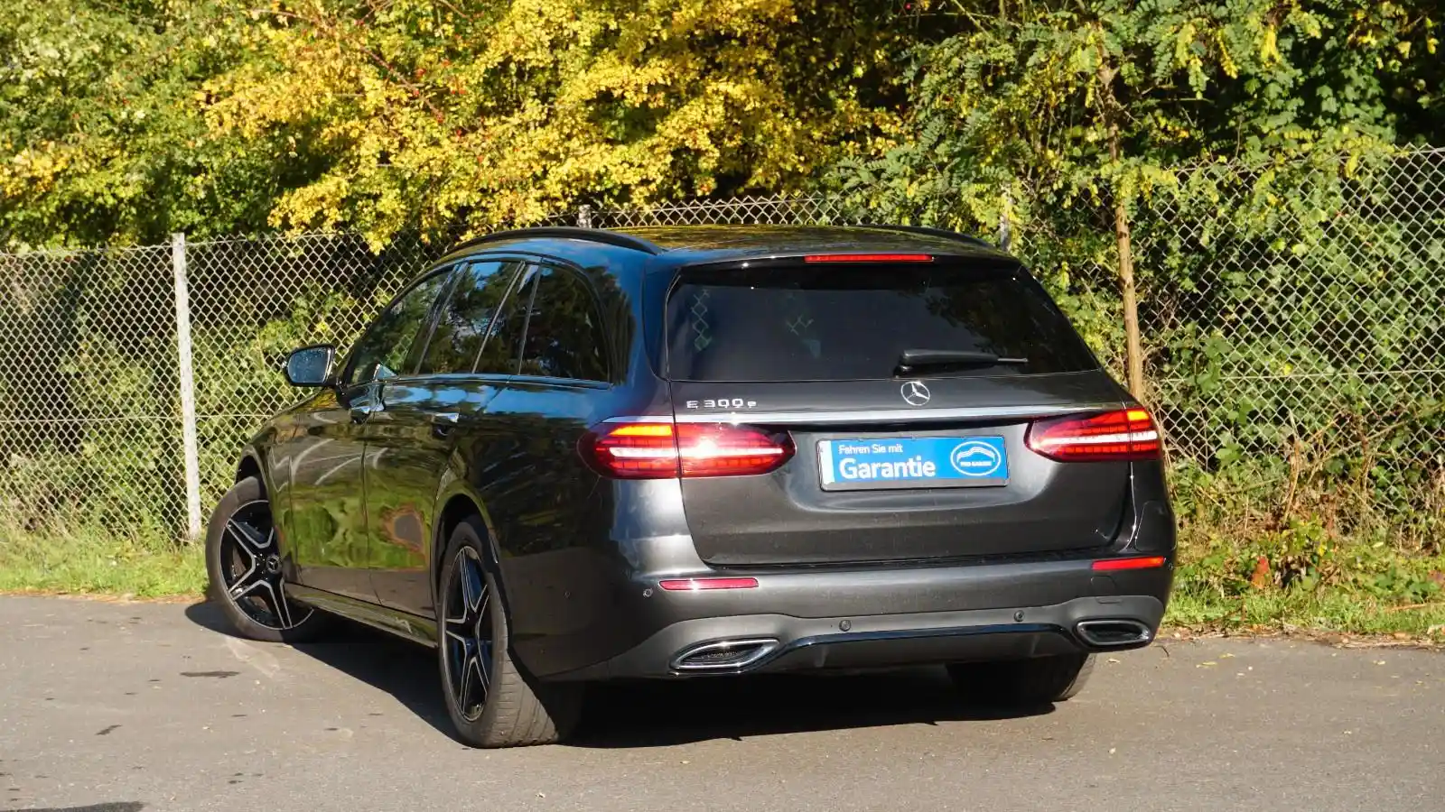 Mercedes-Benz E 300
