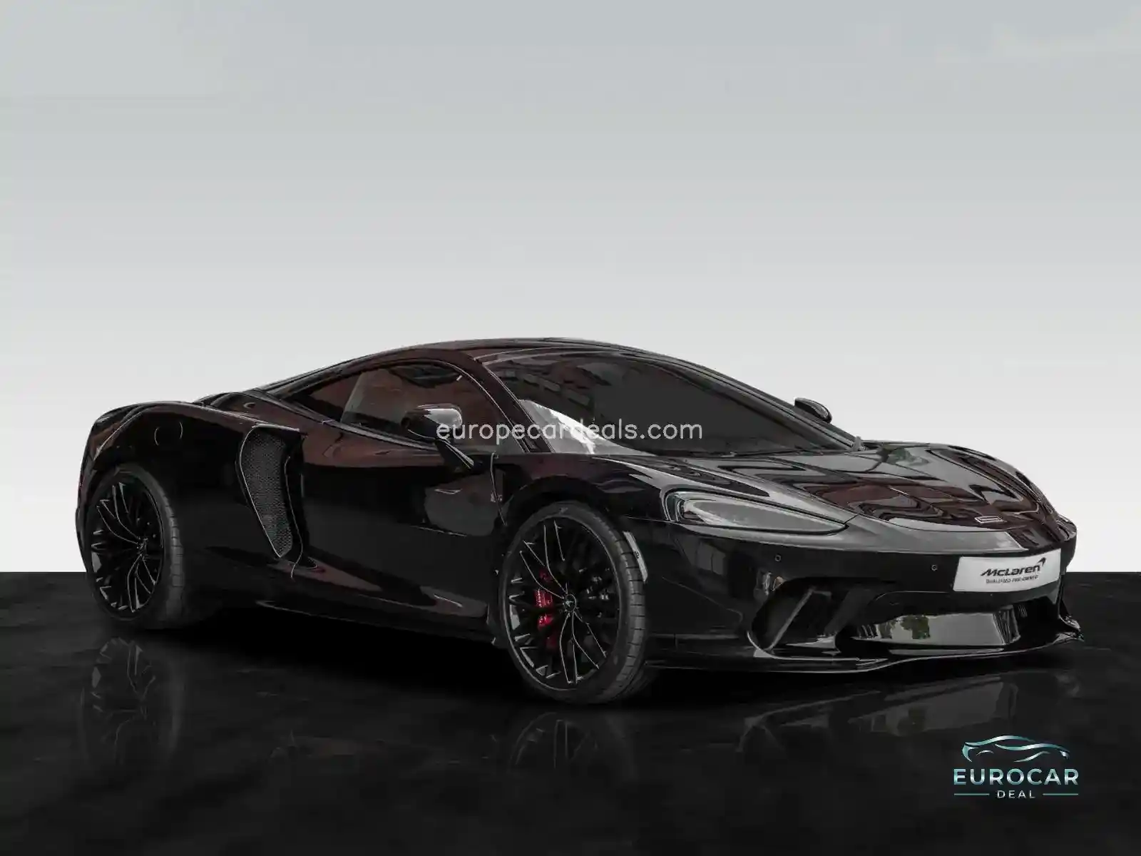 McLaren GT