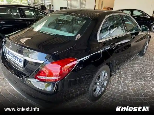 Mercedes-Benz C 180