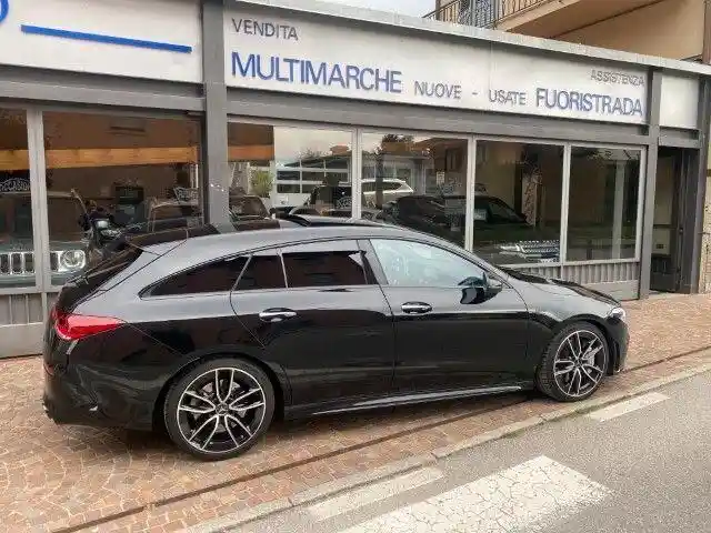 Mercedes-Benz CLA 35 AMG