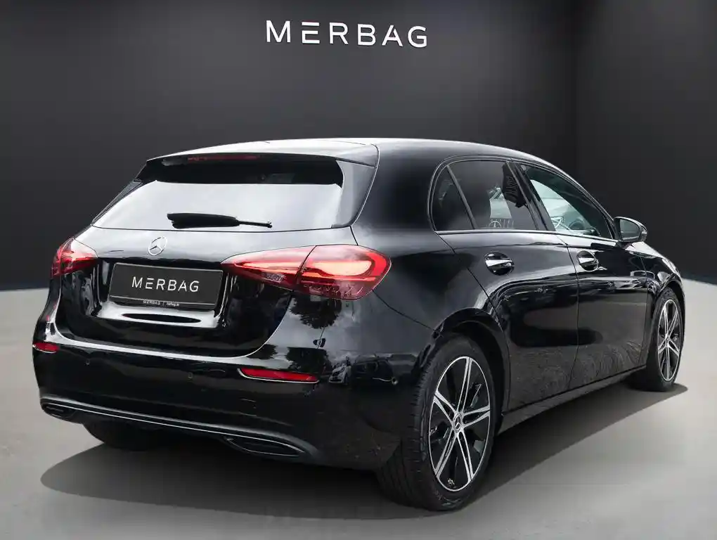 Mercedes-Benz A 180