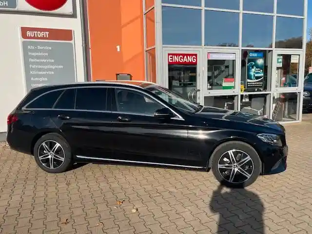 Mercedes-Benz C 180