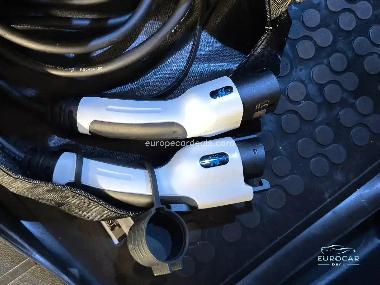 Mitsubishi Plug-in Hybrid Outlander