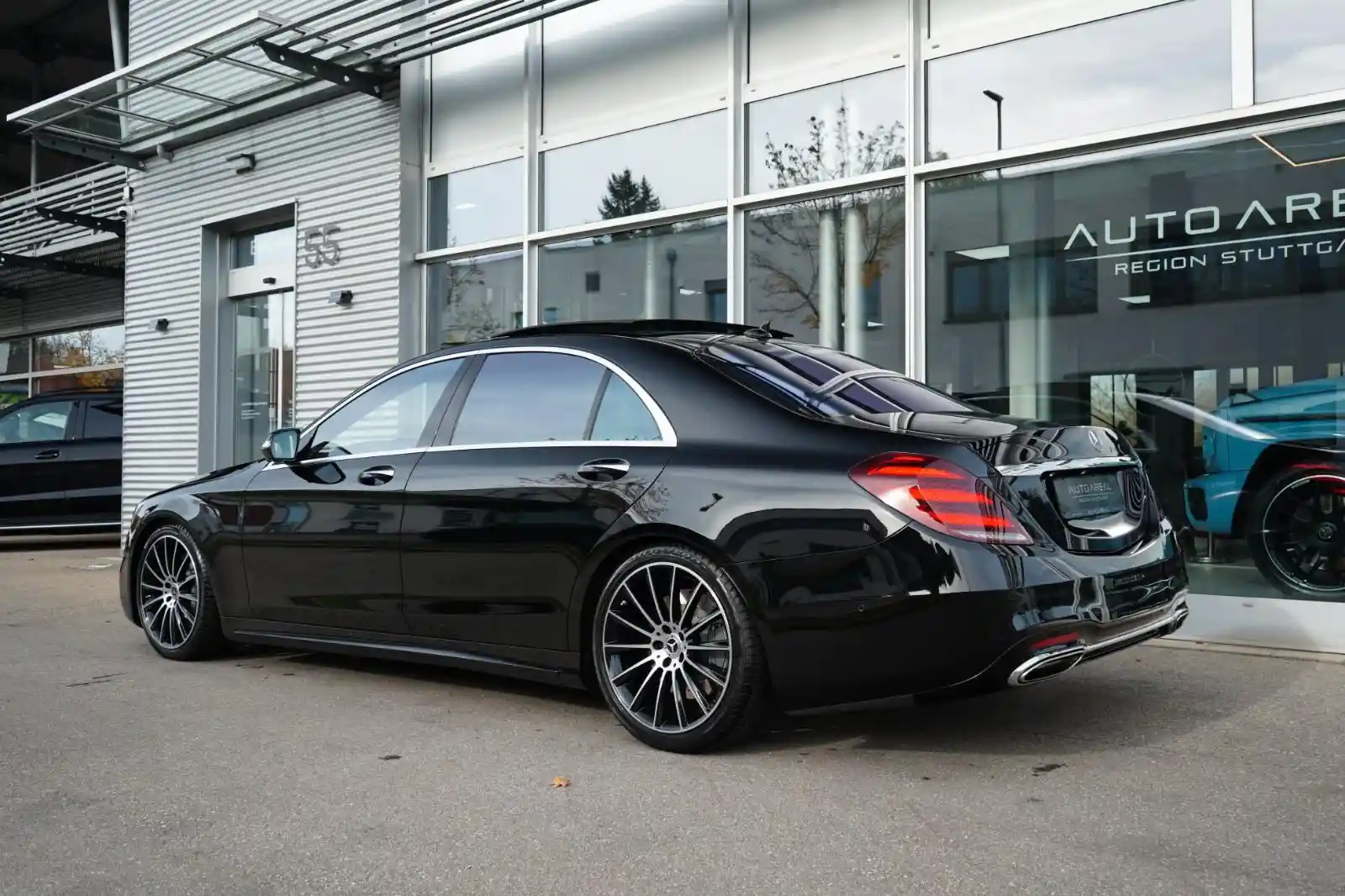 Mercedes-Benz S 560
