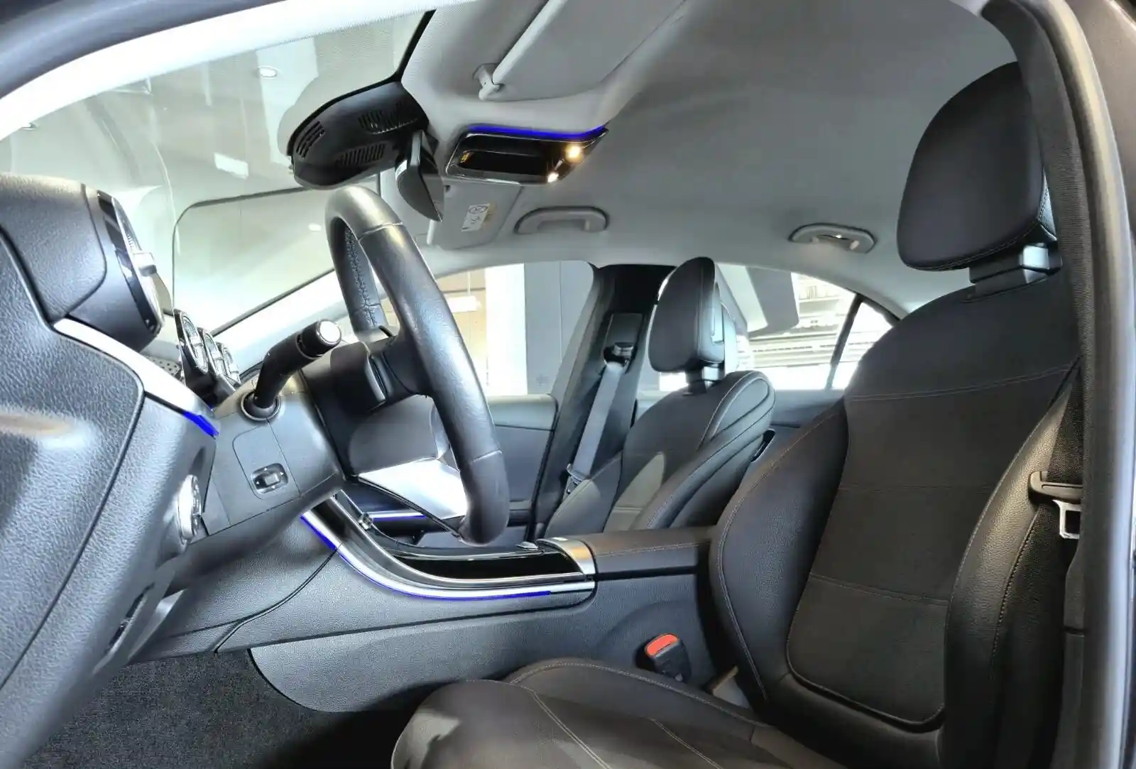 Mercedes-Benz C 220