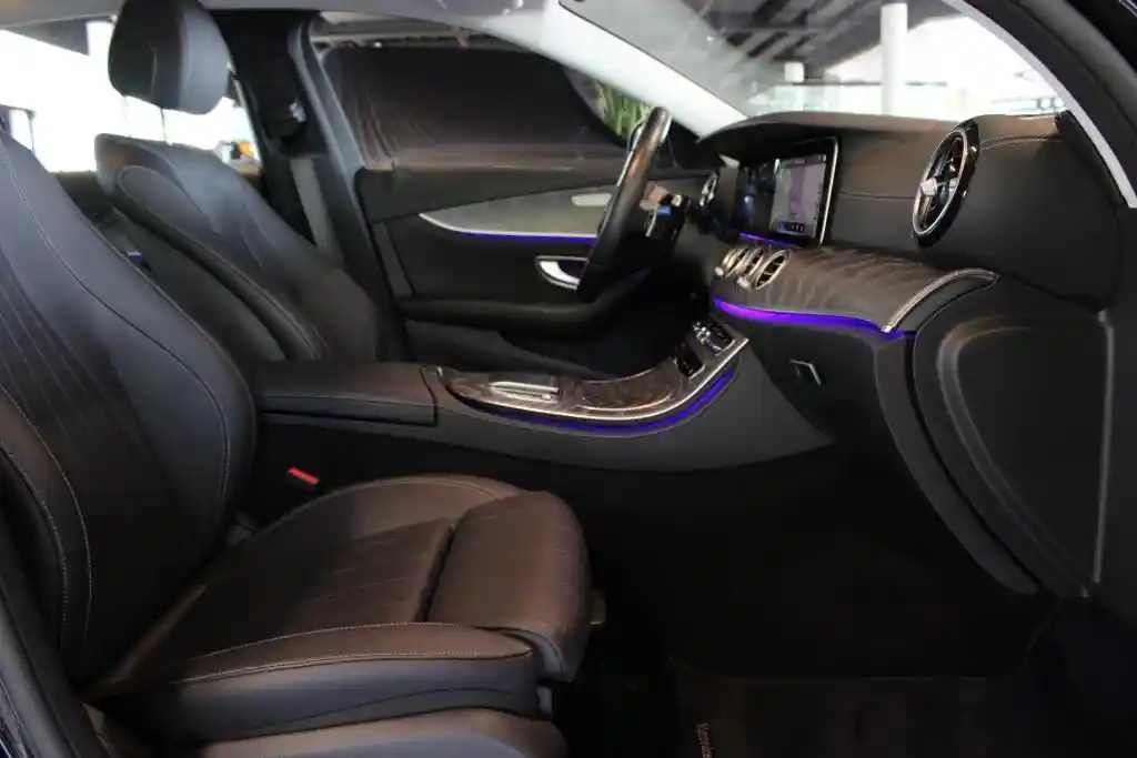 Mercedes-Benz E 400