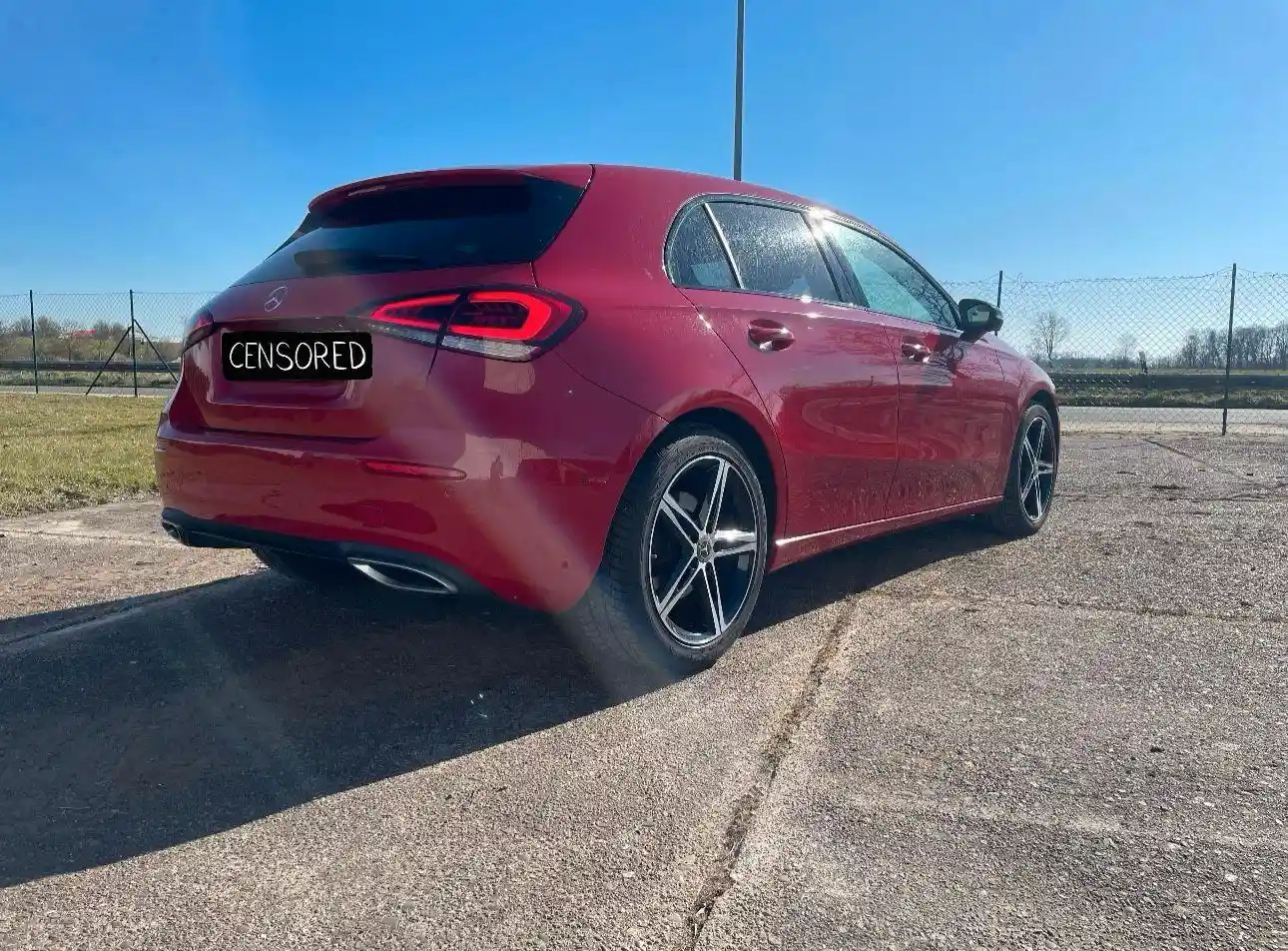 Mercedes-Benz A 220