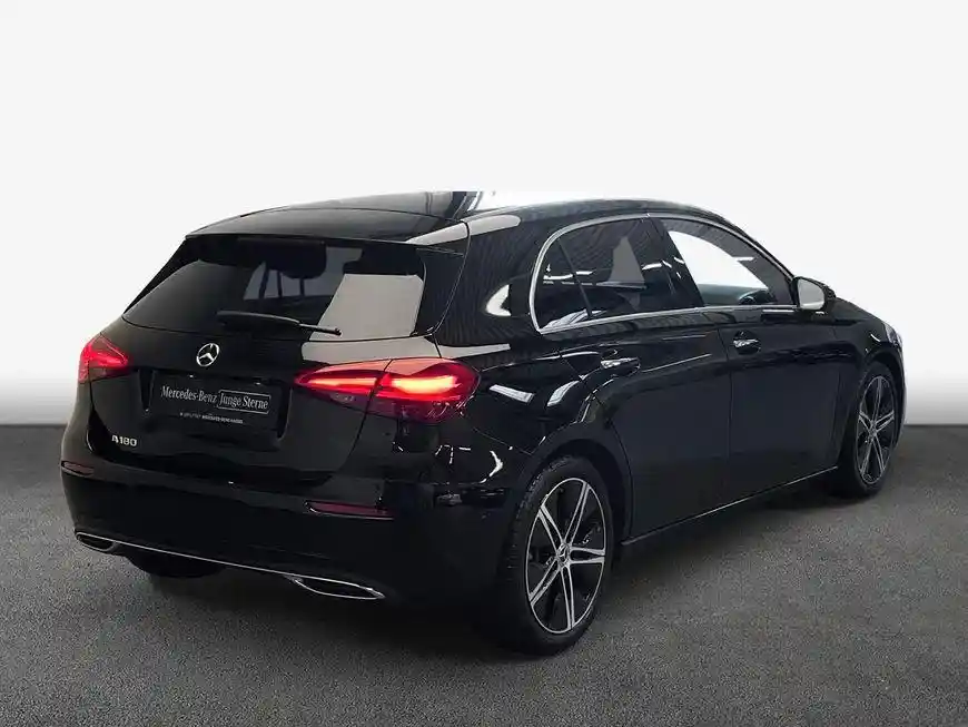 Mercedes-Benz A 180