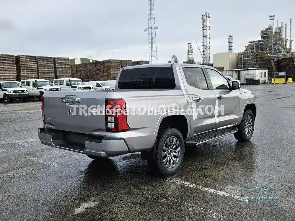 Mitsubishi L200
