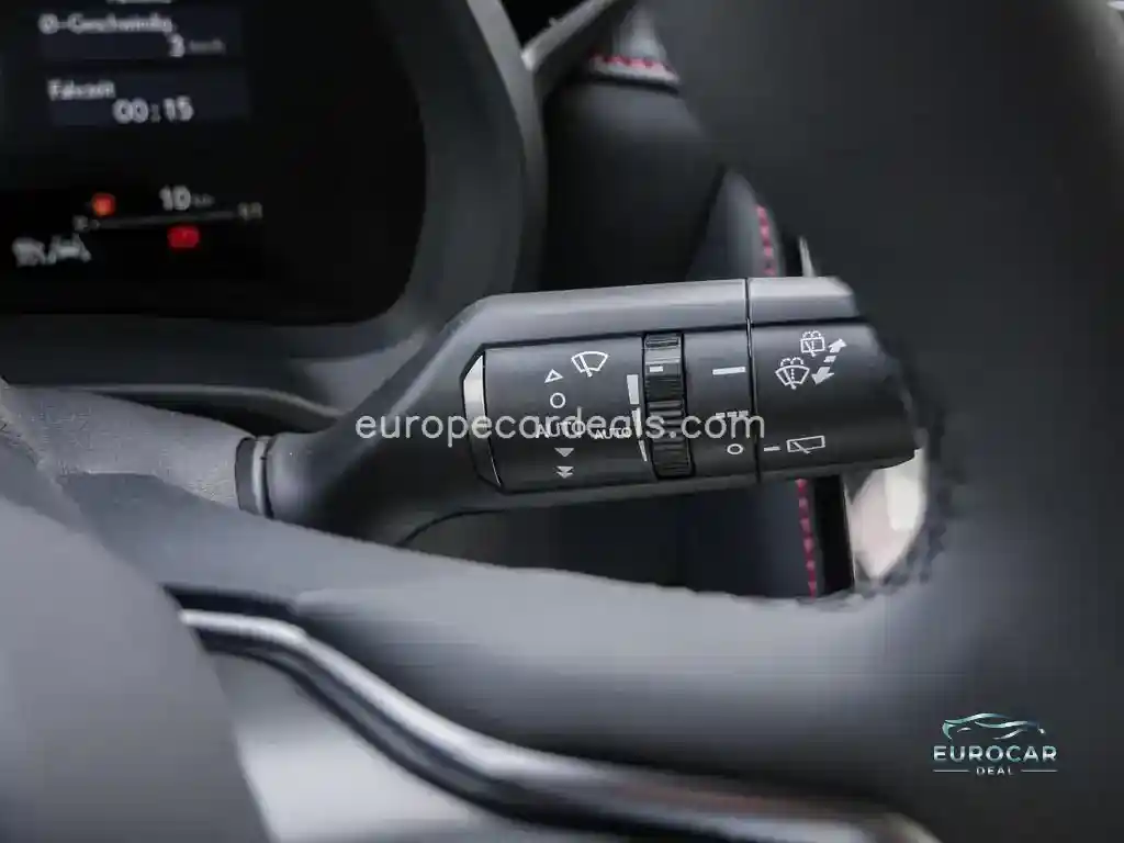 Lexus LBX